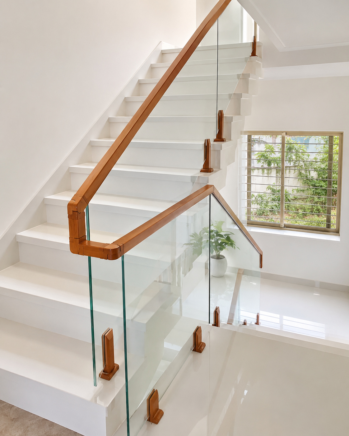 Glass railing visual